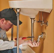 Centennial plumbign contactor repairs a sink drain